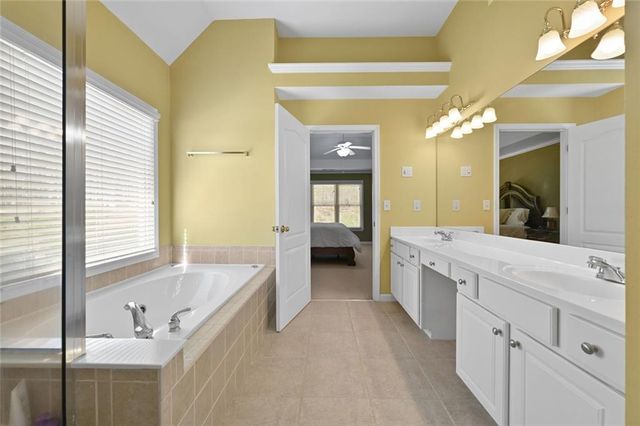 3945 Summit Gate Drive, Suwanee, GA 30024