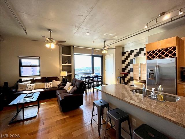 353 East Bonneville Avenue 743, Las Vegas, NV 89101