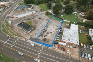 2494 Airline BLVD, Portsmouth, VA 23701