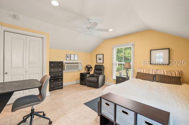 120 Lyford Pl, Beaufort, SC 29902