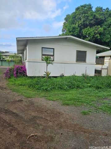 84-960 Lahaina Street, Waianae, HI 96792