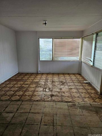 84-960 Lahaina Street, Waianae, HI 96792