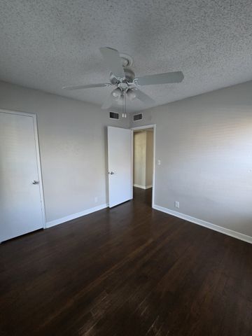 4738 El Campo Avenue 8, Fort Worth, TX 76107