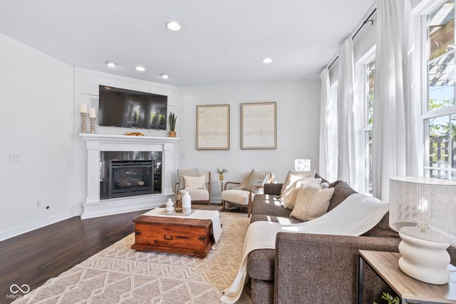 13999 Northcoat Place, Fishers, IN 46038