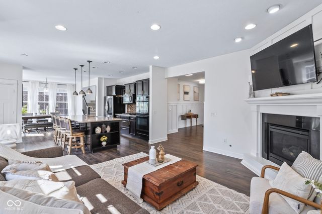 13999 Northcoat Place, Fishers, IN 46038
