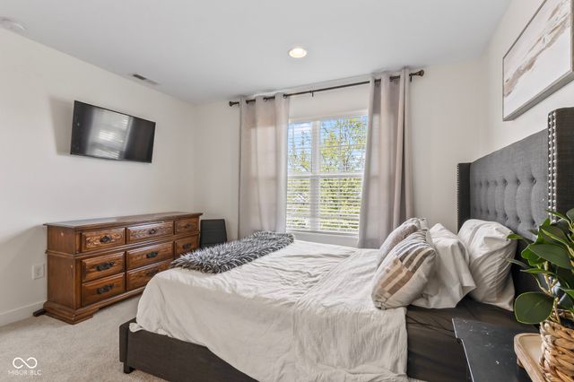 13999 Northcoat Place, Fishers, IN 46038