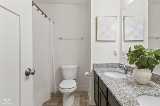 13999 Northcoat Place, Fishers, IN 46038
