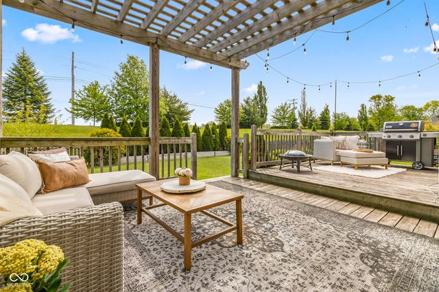 13999 Northcoat Place, Fishers, IN 46038