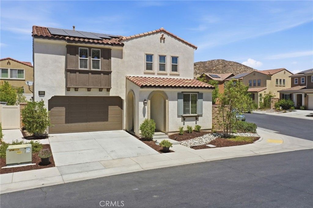 24232 Pansy Way, Lake Elsinore, CA 92532 — exterior