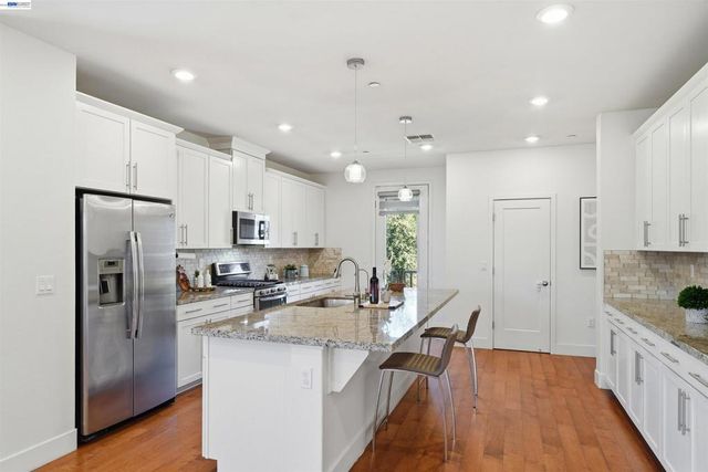 3062 Threecastles Way, Dublin, CA 94568