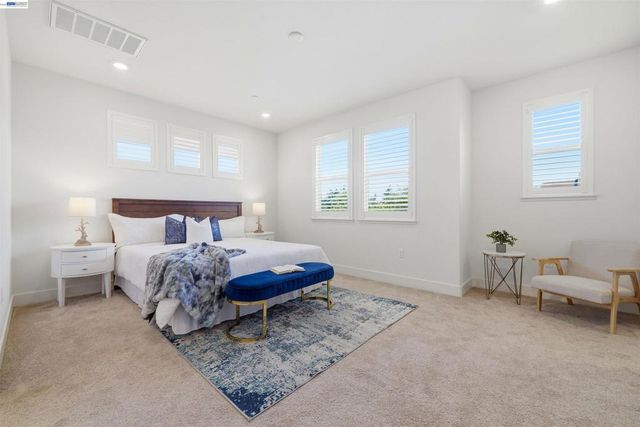 3062 Threecastles Way, Dublin, CA 94568