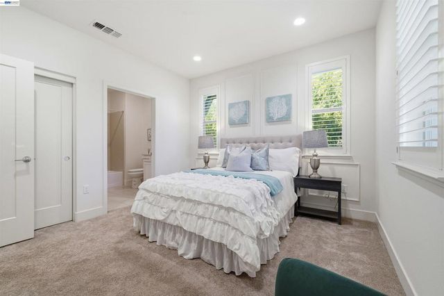 3062 Threecastles Way, Dublin, CA 94568