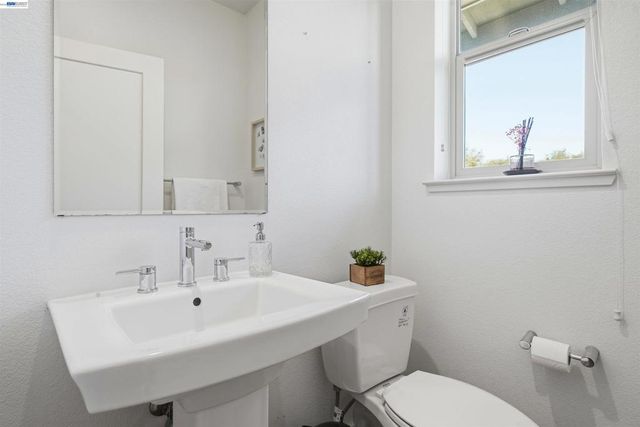 3062 Threecastles Way, Dublin, CA 94568