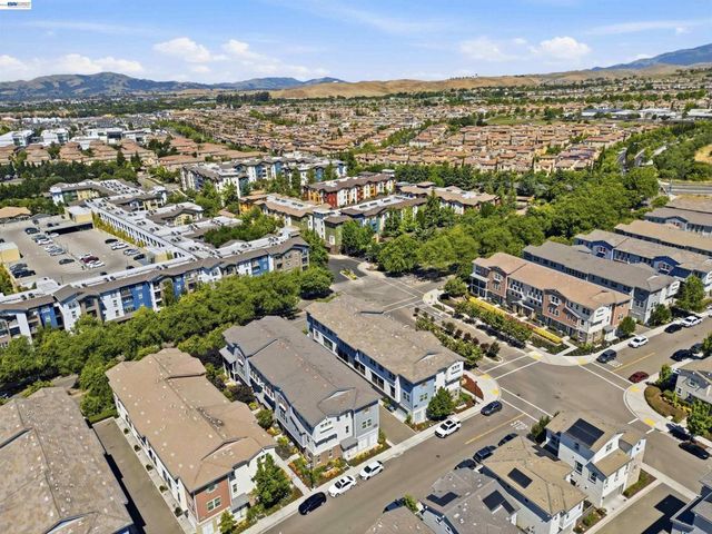 3062 Threecastles Way, Dublin, CA 94568