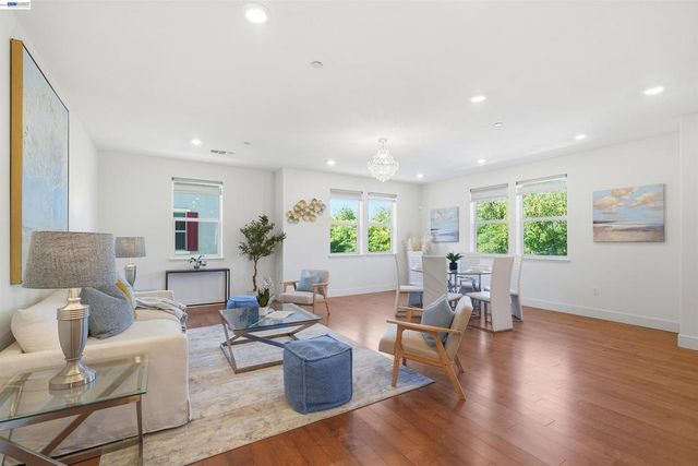 3062 Threecastles Way, Dublin, CA 94568