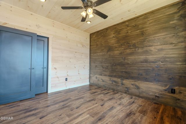 1829 Fantasy Way, Sevierville, TN 37876