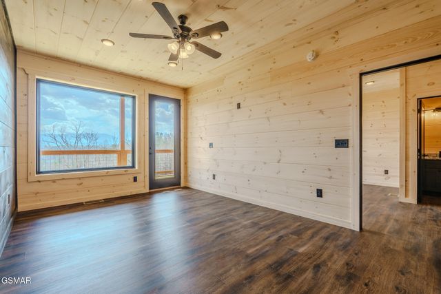 1829 Fantasy Way, Sevierville, TN 37876