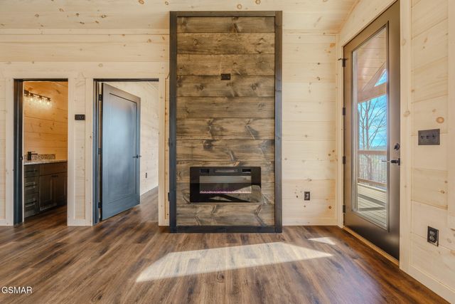 1829 Fantasy Way, Sevierville, TN 37876