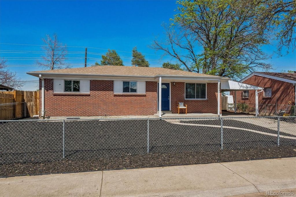 12831 Randolph Place, Denver, CO 80239