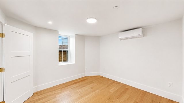 139 Sycamore St. A, Somerville, MA 02145