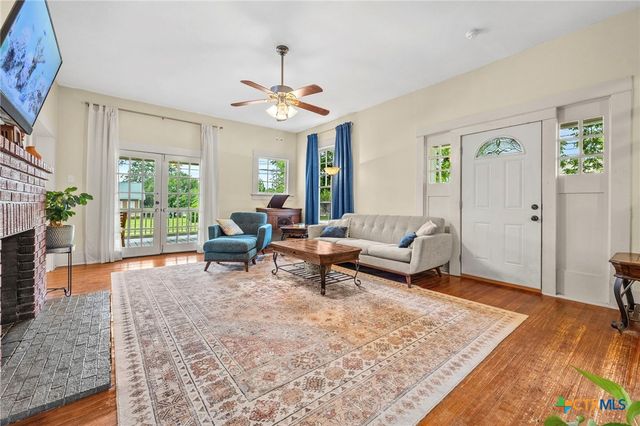 501 N Penelope Street, Belton, TX 76513