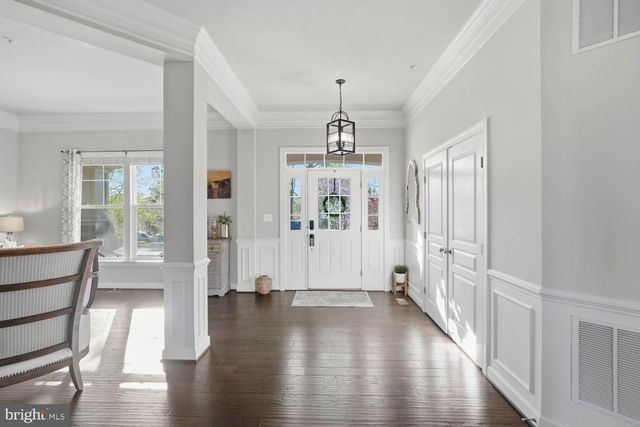 14521 BLUFF POINT CT, Gainesville, VA 20155