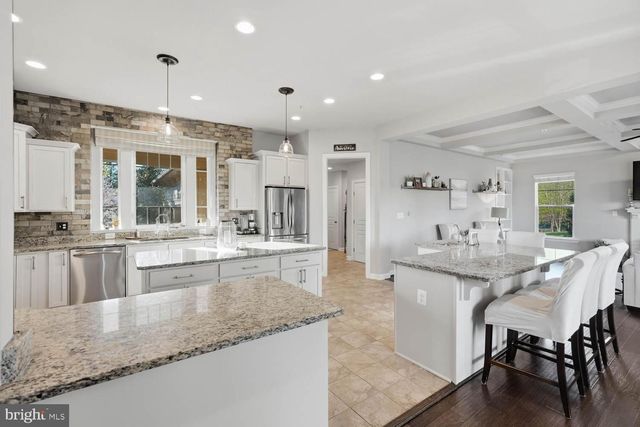 14521 BLUFF POINT CT, Gainesville, VA 20155