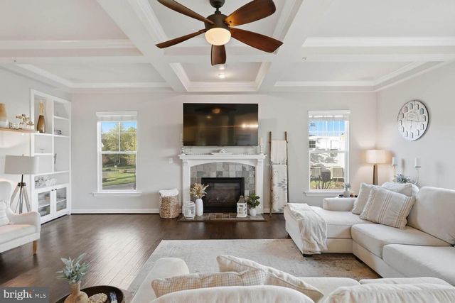14521 BLUFF POINT CT, Gainesville, VA 20155