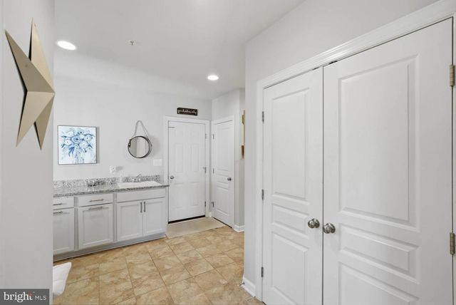 14521 BLUFF POINT CT, Gainesville, VA 20155