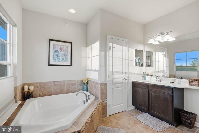 14521 BLUFF POINT CT, Gainesville, VA 20155