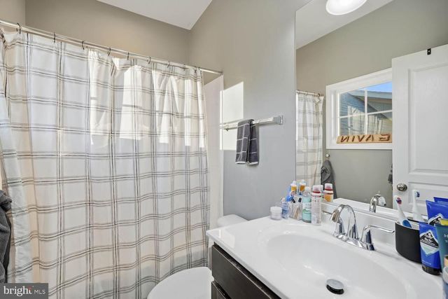 14521 BLUFF POINT CT, Gainesville, VA 20155
