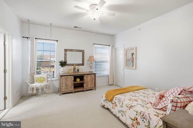 14521 BLUFF POINT CT, Gainesville, VA 20155