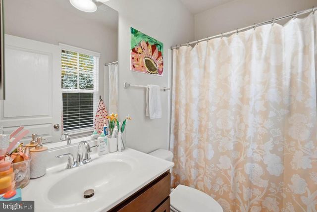 14521 BLUFF POINT CT, Gainesville, VA 20155