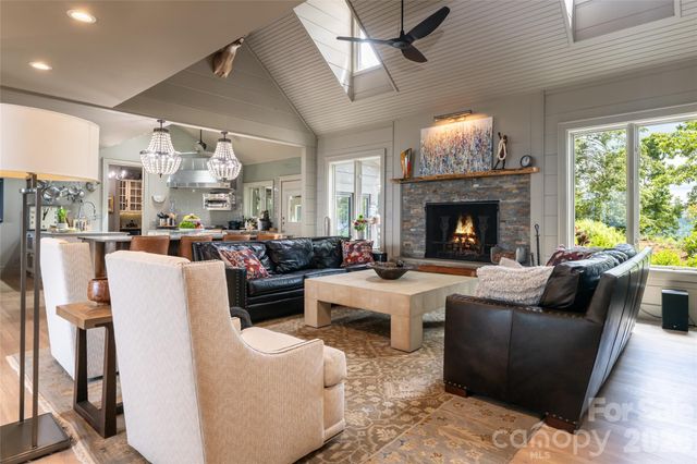 145 Kalmia Drive, Asheville, NC 28804