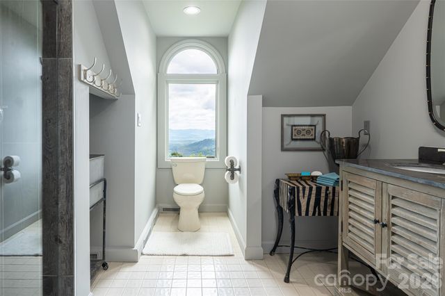 145 Kalmia Drive, Asheville, NC 28804