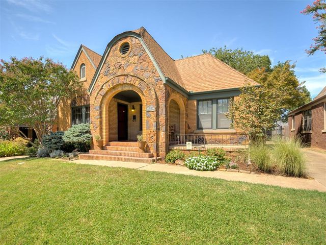 217 Edgemere Court, Oklahoma City, OK 73118