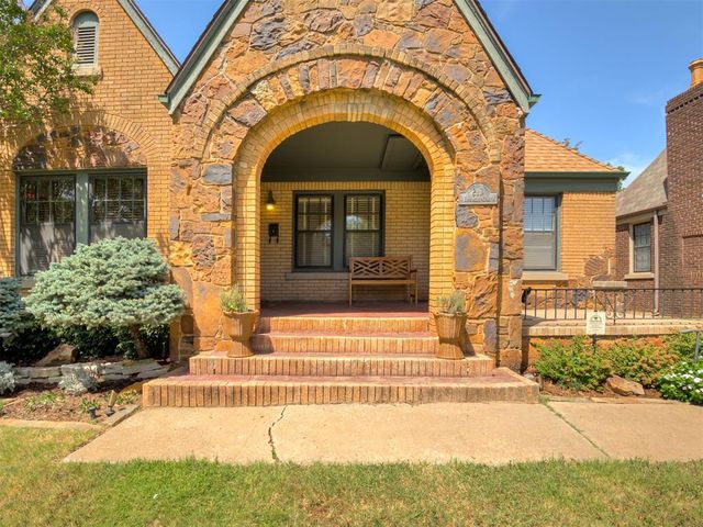 217 Edgemere Court, Oklahoma City, OK 73118
