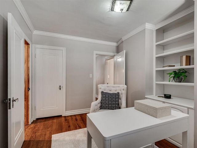 217 Edgemere Court, Oklahoma City, OK 73118