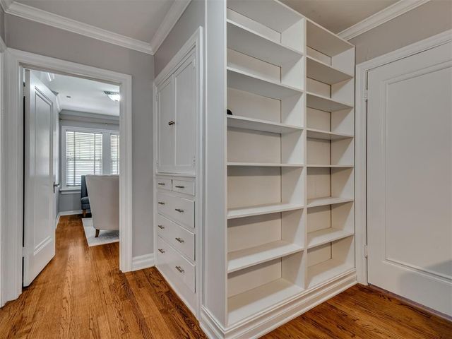 217 Edgemere Court, Oklahoma City, OK 73118