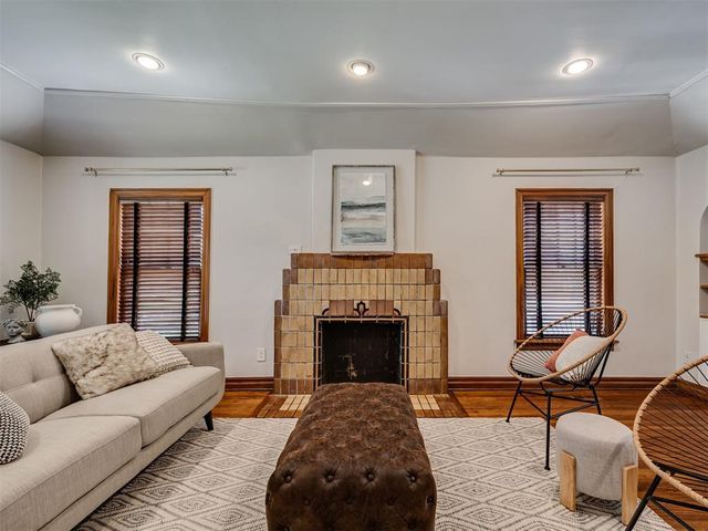 217 Edgemere Court, Oklahoma City, OK 73118