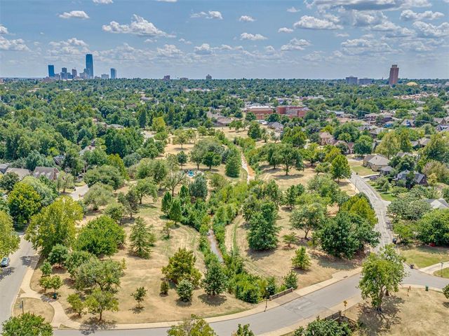 217 Edgemere Court, Oklahoma City, OK 73118