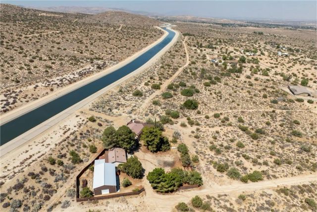 32451 Valyermo Road, Pearblossom, CA 93553