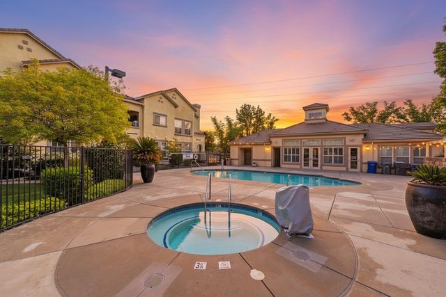 1415 Vessona Cir, Folsom, CA 95630