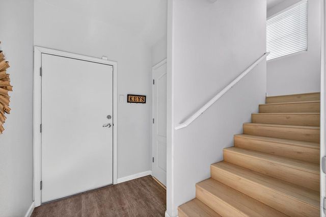 1415 Vessona Cir, Folsom, CA 95630