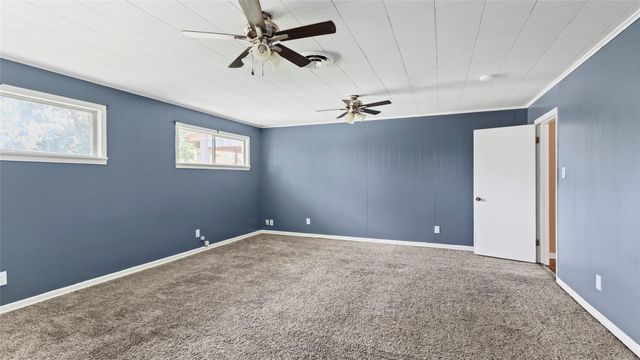 2001 14th Avenue N, Texas City, TX 77590