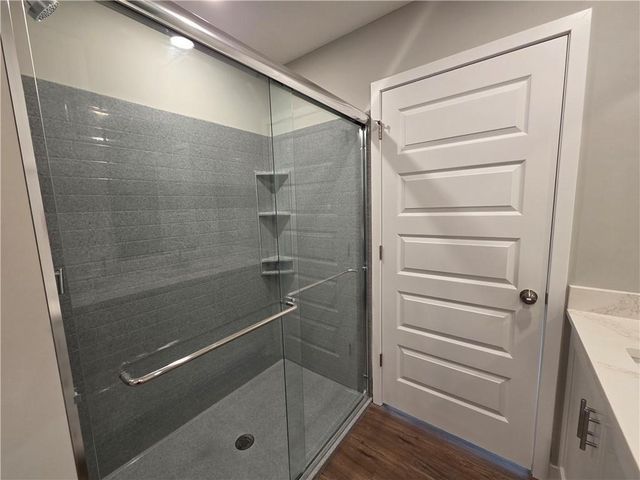 30-32 E 7th Street, Adrian, MO 64720