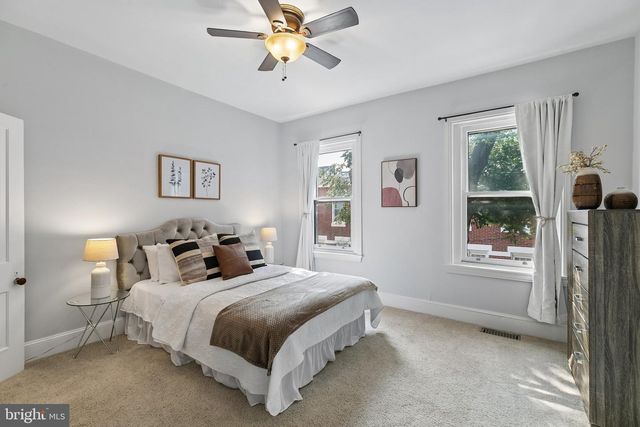 621 S BAMBREY ST, Philadelphia, PA 19146