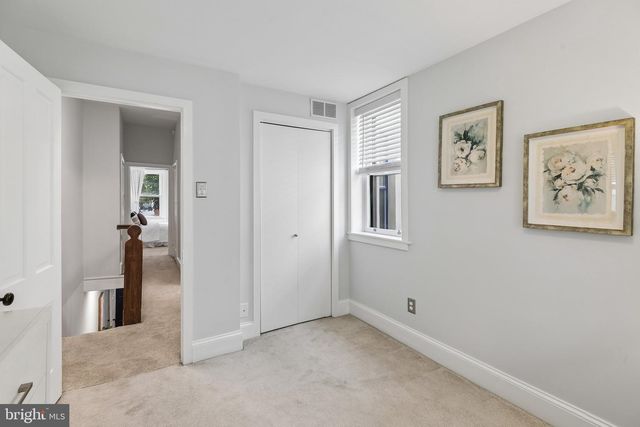 621 S BAMBREY ST, Philadelphia, PA 19146