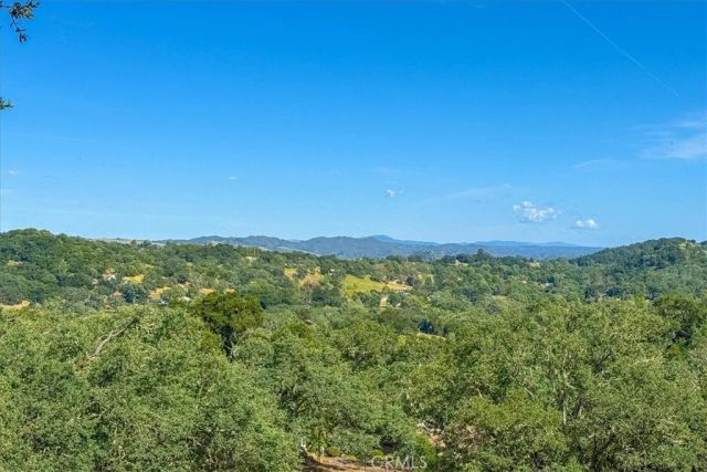 10662 Santa Ana Road, Atascadero, CA 93422