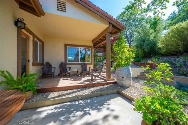 10662 Santa Ana Road, Atascadero, CA 93422